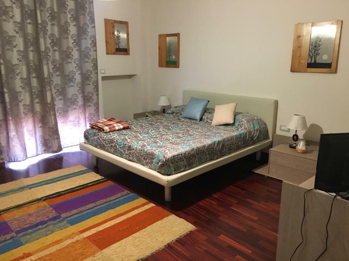 Gioviale Rooms ปอร์ติชี ภายนอก รูปภาพ